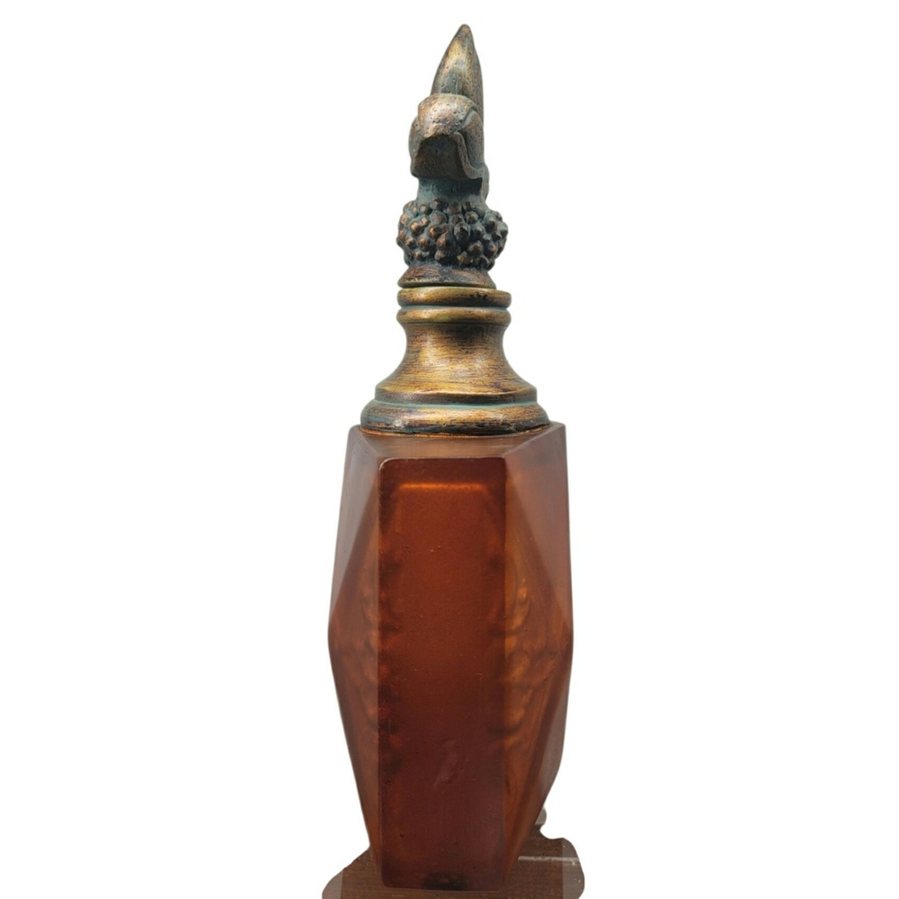 Faux Glass Amber Decanter with Fleur-de-Lis Stopper - Picture 4 of 10
